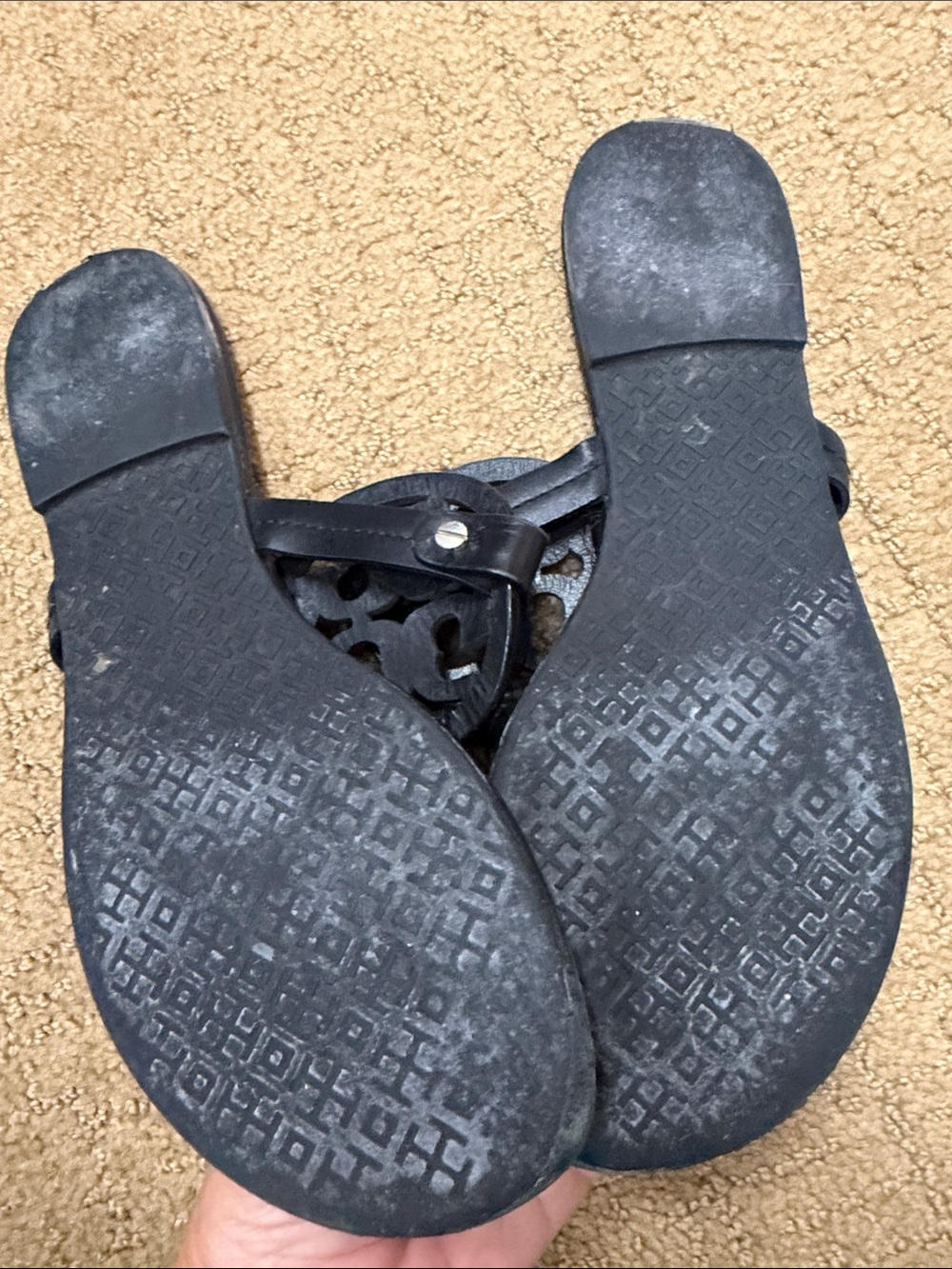 Tory Burch Black Leather Miller Logo Thong Sandals - Picture 4 of 5